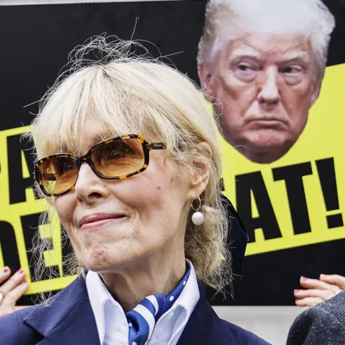 Trump paga 5,6 millones a la escritora Jean Carroll tras ser condenado por abuso sexual y difamación