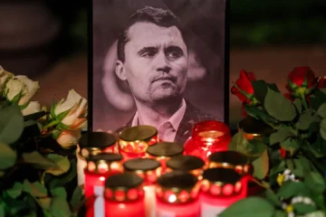 La autopsia de Charlie Kirk y las pruebas contra el acusado Tyler Robinson centran la primera audiencia del asesinato del activista