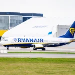 ¿Por qué se rompió la ventanilla del avión de Ryanair en pleno vuelo? ¿Puede volver a ocurrir?