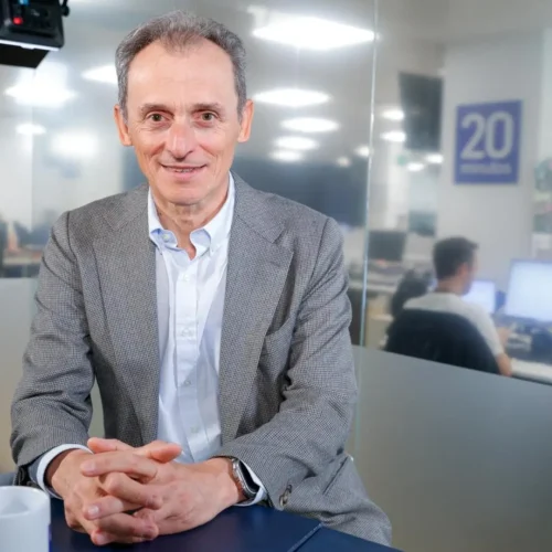 Pedro Duque, sobre el eclipse solar del 12 de agosto: «La luz se volverá rara, se apagarán los colores y bajarán las temperaturas»