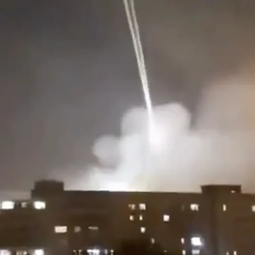 Kuwait activa sus defensas aéreas ante ataques con drones en varias zonas del país