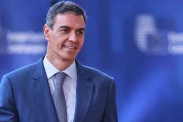 Sánchez habla con Burnham tras su llegada a Downing Street: «Compartimos retos, valores y objetivos»