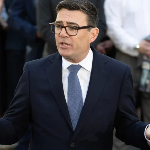 El Gobierno británico anuncia la supresión del IVA sobre la electricidad en el Reino Unido