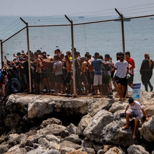 Estados Unidos asegura que la crisis migratoria en Ceuta es consecuencia de las «políticas de extrema izquierda» de España