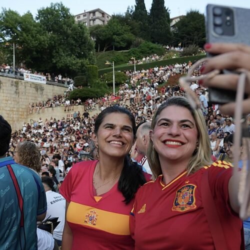 España sale del armario