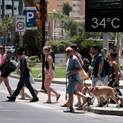 La Aemet lanza el aviso por la tercera ola de calor del verano