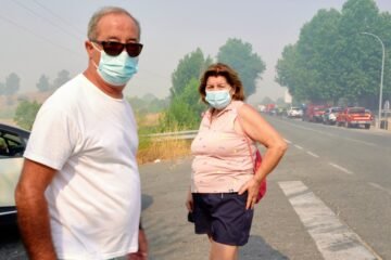 El Gobierno llama a permanecer en espacios cerrados y usar mascarillas en el exterior por el humo de los incendios de Madrid y Ávila