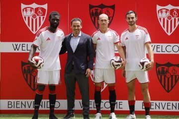Las inscripciones traen de cabeza al Sevilla a un mes de empezar LaLiga