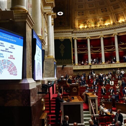 Francia aprueba definitivamente la ley que legaliza la eutanasia y el suicidio asistido