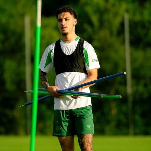 Antony afina su puesta a punto en solitario antes del estreno del Betis en la pretemporada