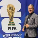 La inconfundible voz de la UFC irrumpe en el Mundial para presentar el Francia – España