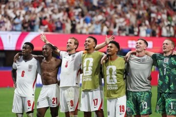 Oasis guía a Inglaterra, Kane persigue a Messi y el Azteca se cruza en el camino 40 años después