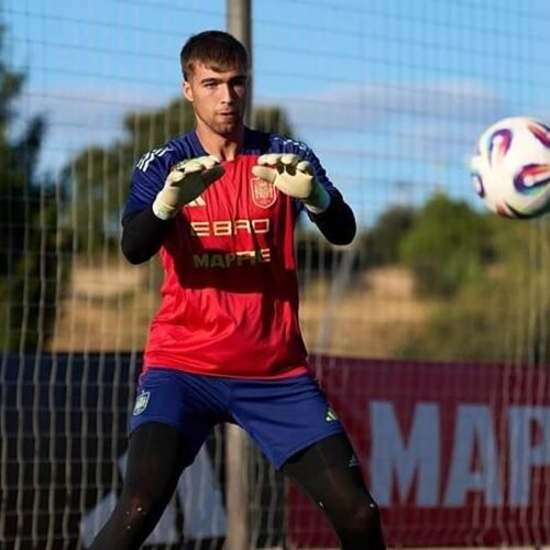 El Sevilla FC elige a Fran González para perfilar su portería