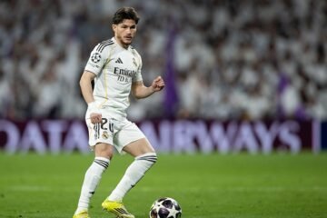 Fran García ya está en Sevilla para cerrar su fichaje por el Betis