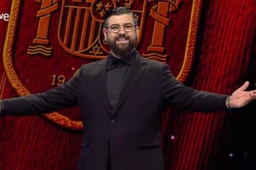 El aplaudido mensaje de Manu Sánchez tras el Mundial, con tirón de orejas a «algún cortarrollos de la izquierda»: «¡Torpe eres, hijo!»