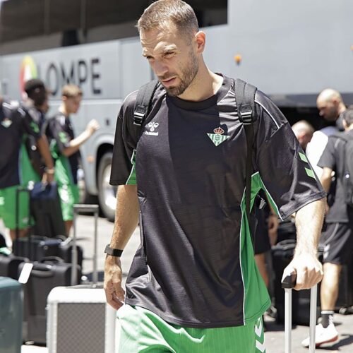 Pau López pide salir y el Betis ya busca portero en el mercado