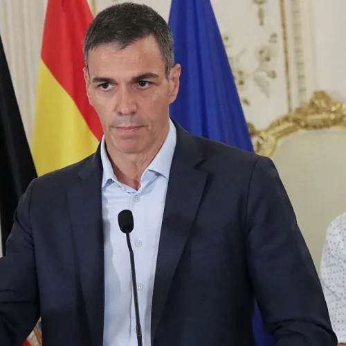 Sánchez denuncia «una violación de la integridad territorial de España»: «Merece toda nuestra condena»