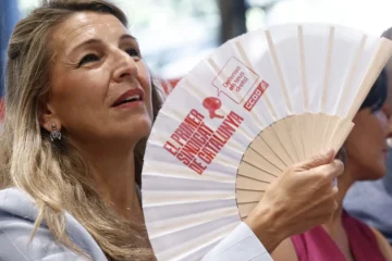 Sumar propone que las viviendas de alquiler tengan aire acondicionado por ley: «Es inhumano»