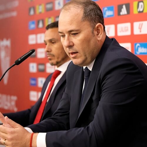 Última evaluación para José Ignacio Navarro, la más difícil: fichar fútbol y goles