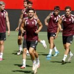 García Plaza espera contar con Juan Iglesias ante el Atlético pese a que sigue sin entrenarse