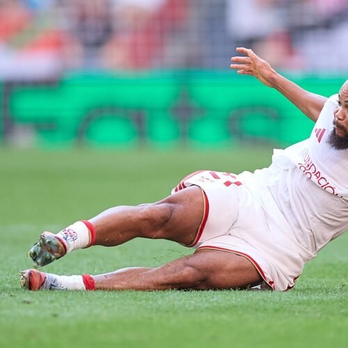 Ejuke ‘destrona’ a Vargas con gol e implicación en un Sevilla que necesita extremos con desborde