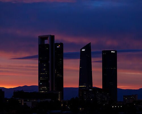 El fin del ‘precipicio regulatorio’ libera el potencial de unas 43.000 empresas europeas de mediana capitalización: «Es un paso histórico, pero hace falta más»