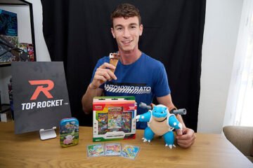 Javier Ojeda, el coleccionista que convierte sus cartas de Pokemón en una reserva de valor frente a la incertidumbre: «No gasto en otras cosas, me puedo permitir tener un hobby»