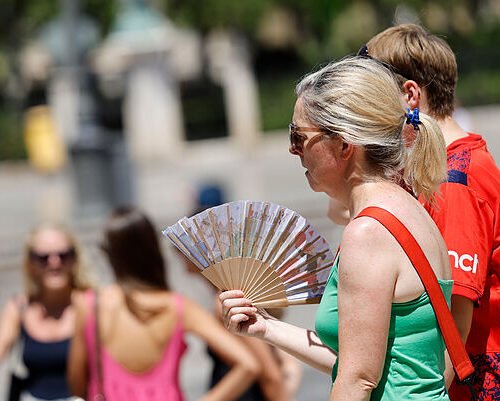 Agosto comienza con gran parte de España en riesgo por calor y varias provincias amenazadas por lluvias y tormentas