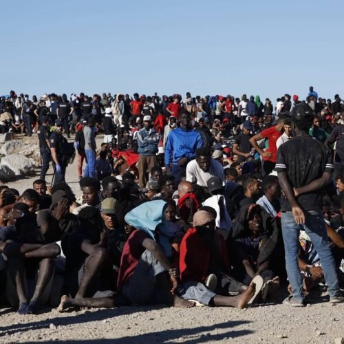 Entrada de inmigrantes a Ceuta desde Marruecos, en directo | La morgue de Ceuta eleva a 79 los cuerpos recibidos tras la tragedia migratoria