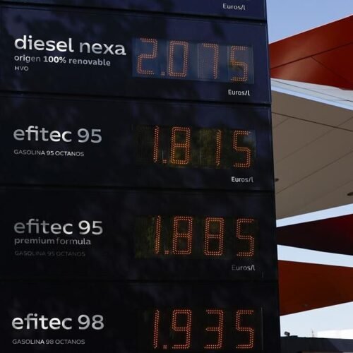 El precio de los carburantes se dispara un 20% desde que decayó la ayuda del IVA a principios de julio