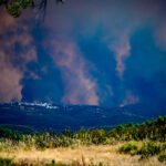 Evacuado Los Madroños (Sevilla) por el incendio de Niebla (Huelva), que está «fuera de capacidad de extinción»