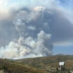 El incendio de Las Hurdes arrasa 1.600 hectáreas, aunque la situación ha mejorado durante la noche