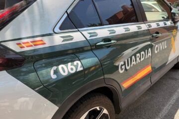 Un guardia civil asesina a su expareja, también agente, en Llanes (Asturias)