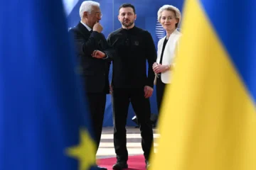 La UE aprueba un nuevo pago de 6.100 millones a Ucrania para misiles y sistemas de defensa aérea