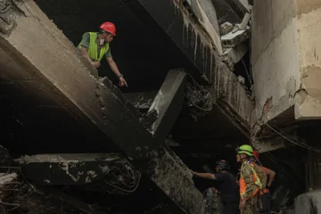 Asciende a 6.301 la cifra de muertos por el doble terremoto en Venezuela