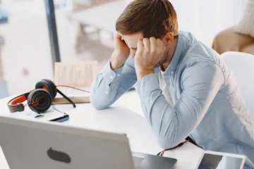 El 13% de los trabajadores de la UE sufre agotamiento crónico por su trabajo, uno de los principales síntomas del ‘burnout’