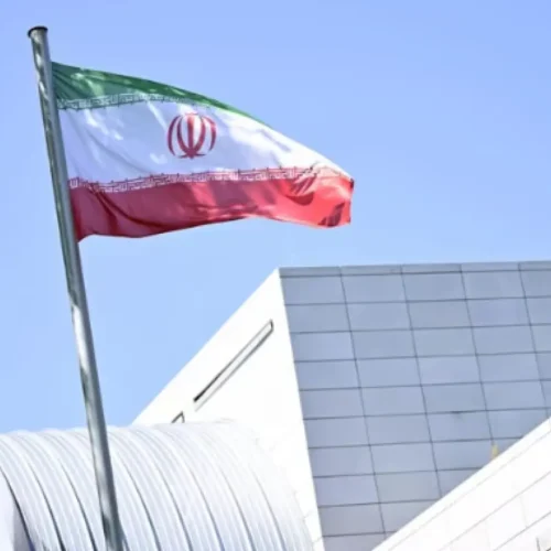 Irán anuncia que adoptará una postura «ofensiva» y advierte de «sorpresas estratégicas» a sus enemigos