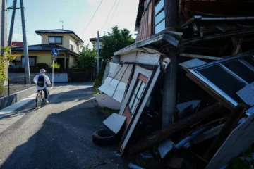 Aumentan a 38 los muertos por el terremoto de Japón de magnitud 7,2 registrado el martes