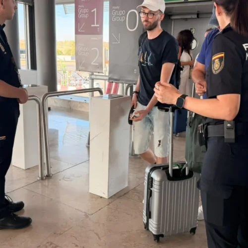 Bruselas trata de mediar entre España e Italia y rebajar la tensión: «Ambos confirman que los controles en las fronteras son temporales»