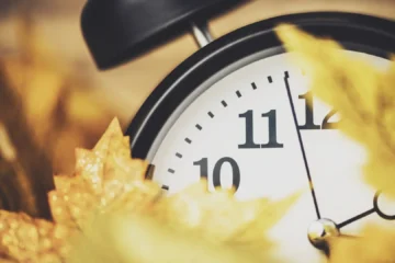 Se acerca el final del verano: este es el día en el que se hará el próximo cambio de hora en España