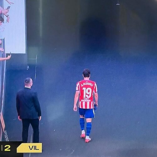 Julián Álvarez ignora a un Metropolitano que no le perdona