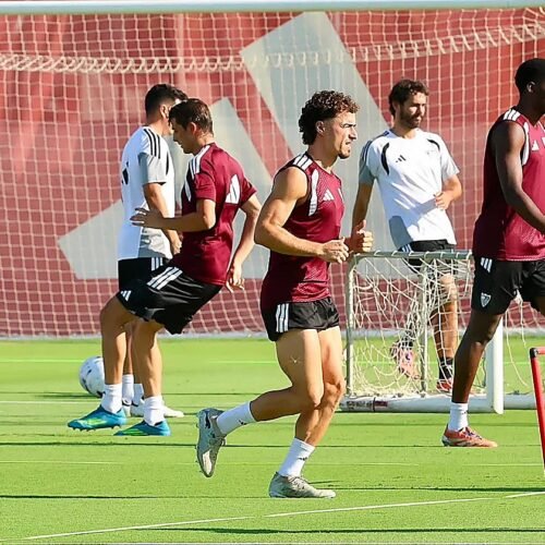 La llegada de Alberto Moreno cierra la puerta del Mallorca a Pedrosa