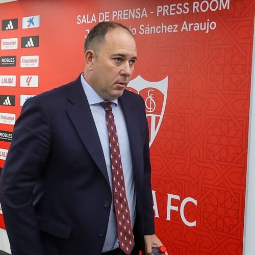 José Ignacio Navarro: «Nos iremos sobre los 20, 21, 22 jugadores y participarán jugadores de la cantera»