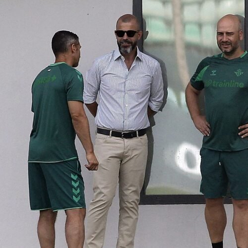 Las operaciones pendientes del Betis a dos semanas para el cierre del mercado
