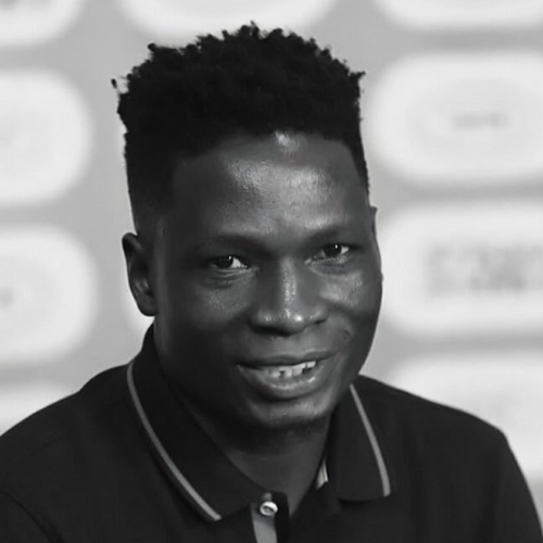 Muere el futbolista ugandés David Owori tras las brutales heridas sufridas al ser atracado en su país