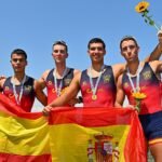 España, campeona del mundo juvenil en cuatro sin timonel, con tres remeros andaluces en su tripulación