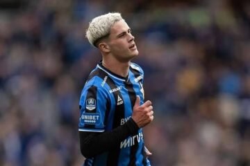 Determinación por Robbie Ure, al que el Sevilla quiere poner pronto a las órdenes de García Plaza