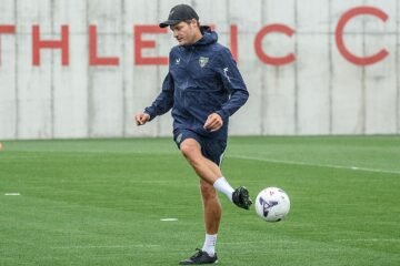 Edin Terzić: «Solamente tengo sensaciones positivas de cara al partido»