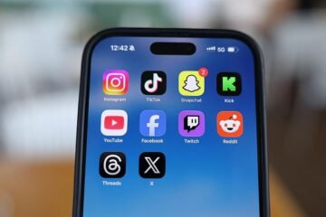Bruselas pide a Meta y TikTok un control más exhaustivo en redes tras la crisis migratoria en Ceuta