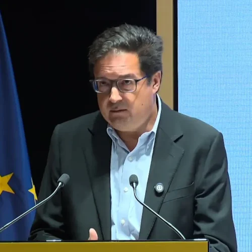 Óscar López: «Es una inversión importante y se han analizado todos los elementos de seguridad nacional»